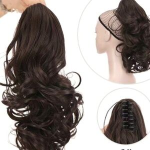 12 inch clip in ponytail extender. Dark brown. New